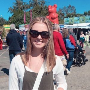 Meet your Posher, Shelby